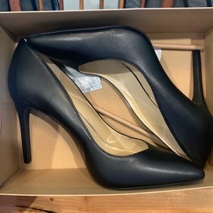 NWT Jessica Simpson heels